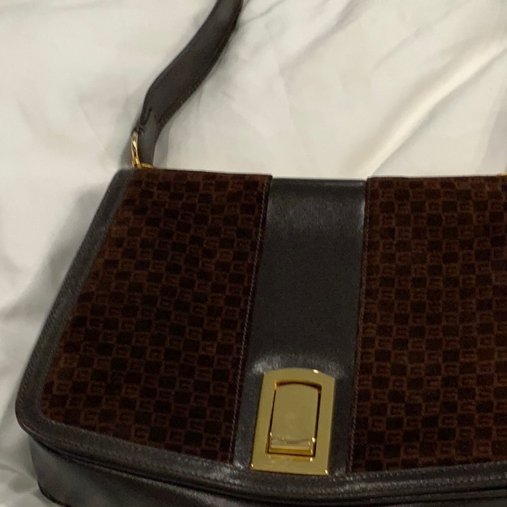 Gucci suede handbag vintage